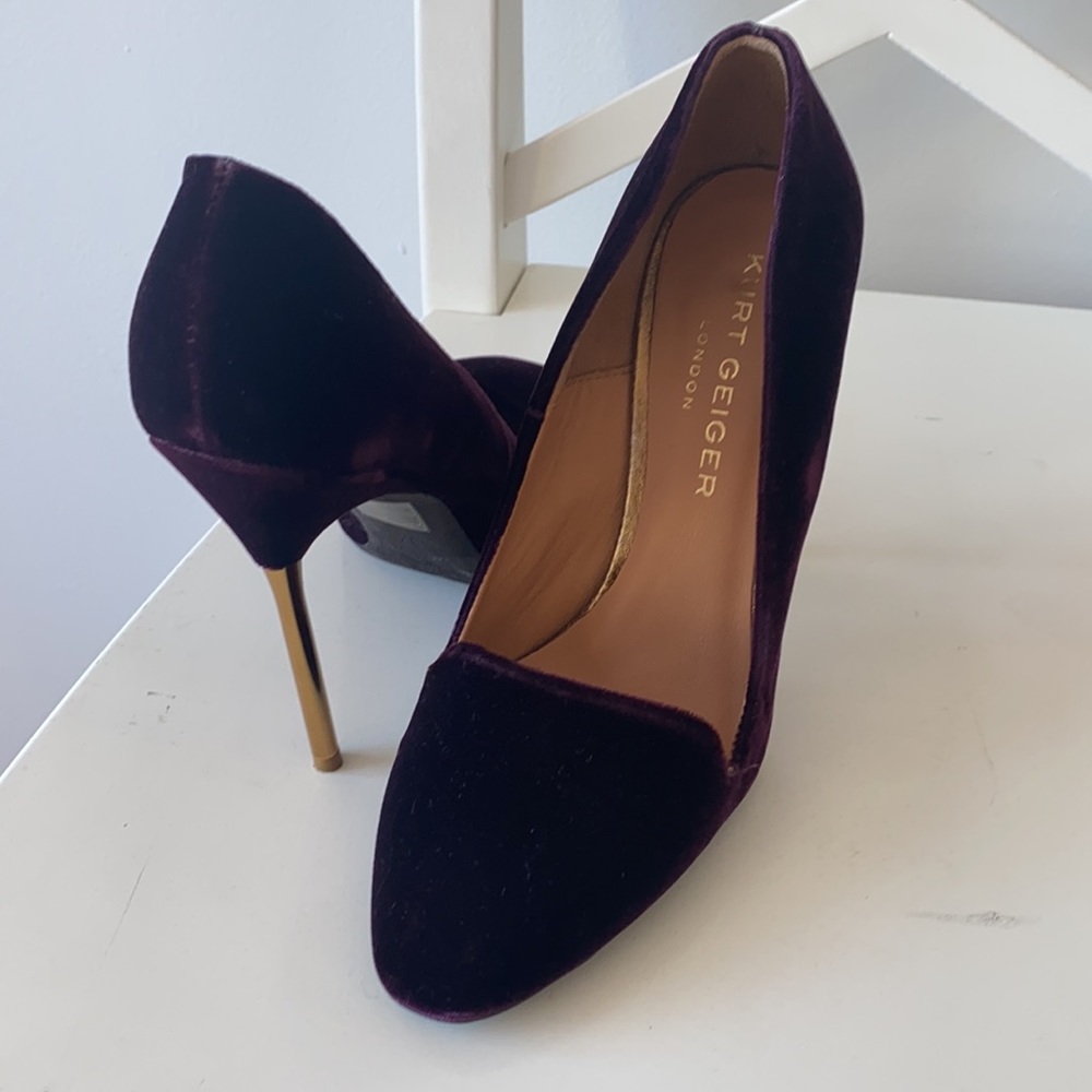 Kurt Geiger suede heels
